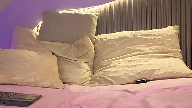 Dominic_ghost webcam