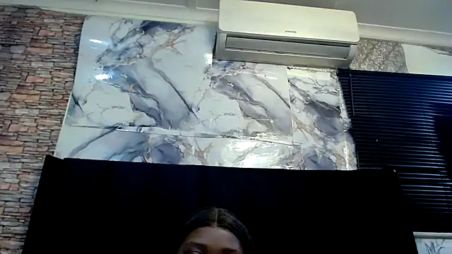 SexyBaddieXXX webcam