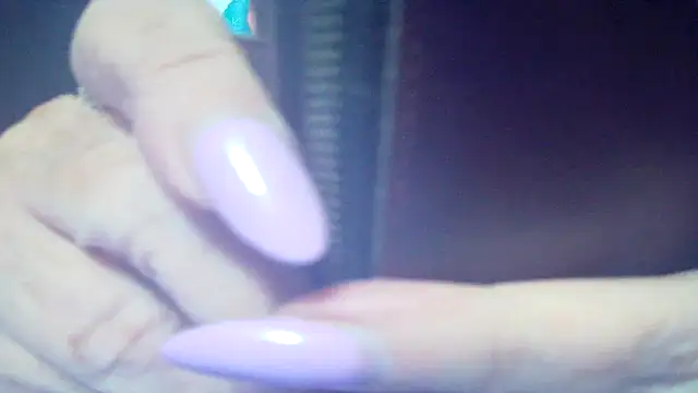 Playful_MILF_Demi webcam