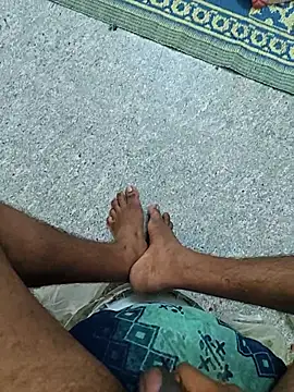 Romantic_boy143 webcam