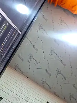 valilurose0427 webcam
