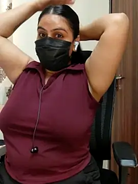 Aysha_69 webcam