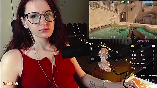 PricklyPeach webcam
