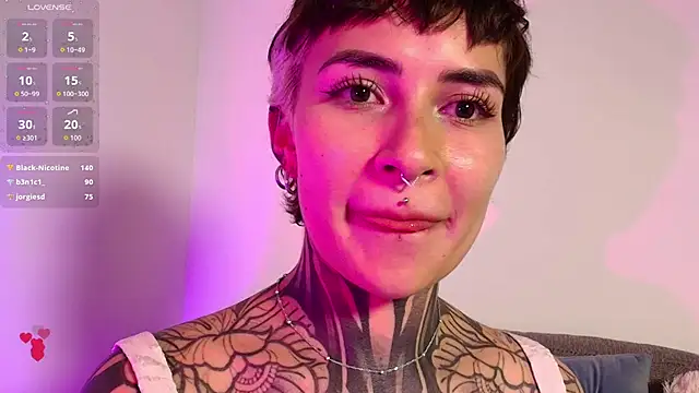 Luana_Fiore0 webcam