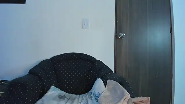 Layla_Night_ webcam
