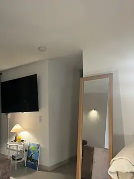 kendall_ruiz webcam