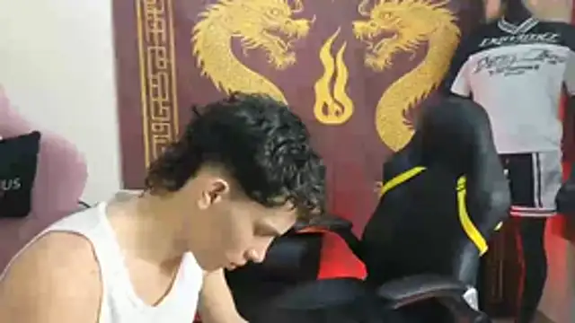Pride_couple webcam