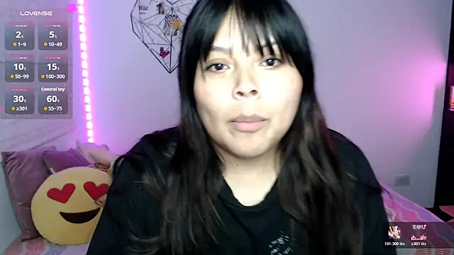 EllieMoonX webcam