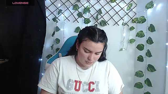 Nika_1_ webcam