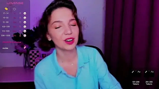 KindHazelHere_ webcam