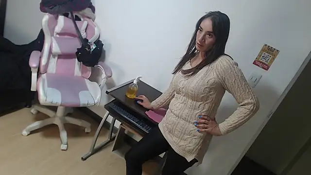 JessiDovee webcam