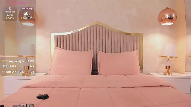 Pinkceeleste webcam