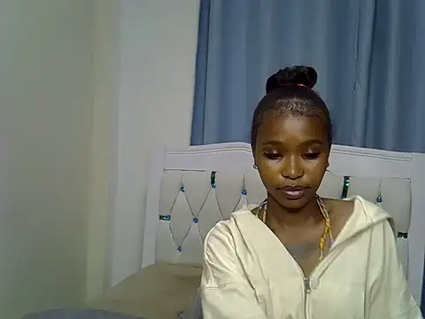 Prettyxoxoo webcam