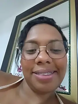lia_mariana webcam