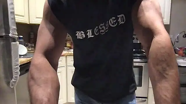 BigGuyMuscle webcam
