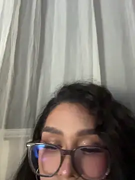 Samantha_Bernardo webcam
