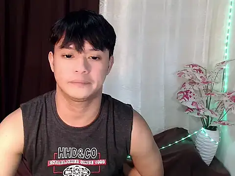kingdomcum96 live sex cam