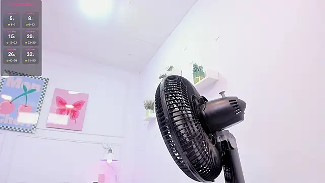 Sharon_Adamss live webcam