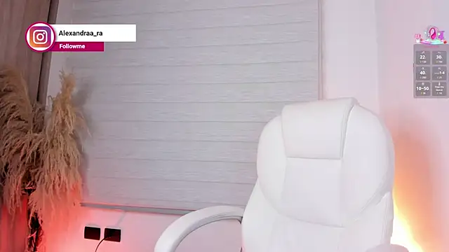 Alexandra_ra webcam