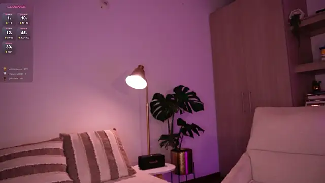 annie24_evans webcam