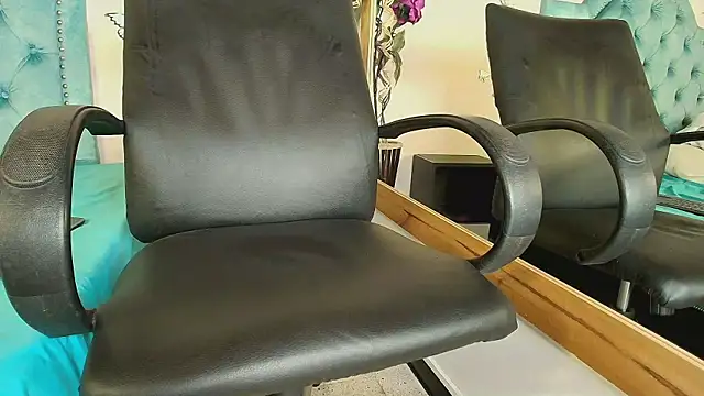 Charlie_Latino webcam