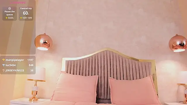 Pinkceeleste webcam