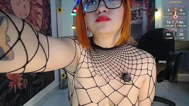 coralinee101_ webcam