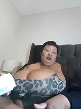 nancy111 webcam