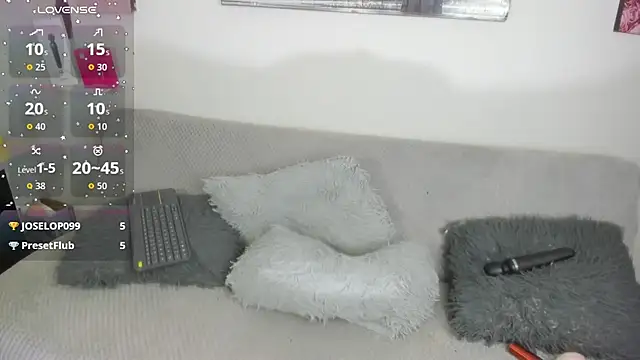 Lele_669 webcam