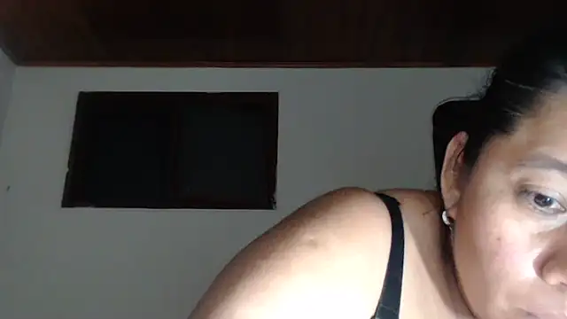 adrixxx38 webcam