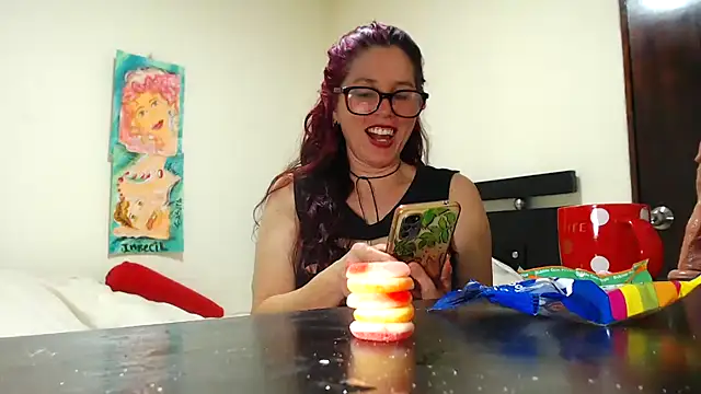 Alicia_inblack webcam