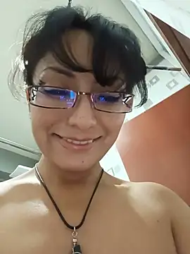 LucyCherry69 webcam