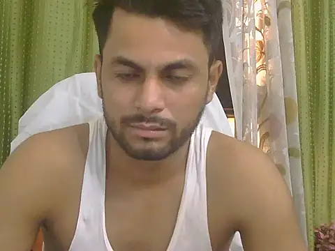 Stubborndesiboy webcam