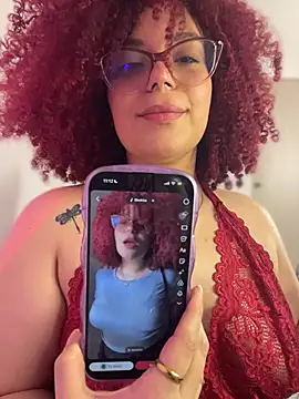 Leyah__ webcam