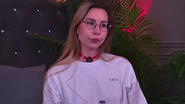 -SaraBlack- webcam