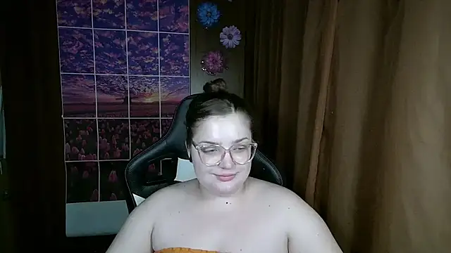 teasing_dora (F young) - tit fuck 🍒