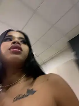 EmmaExoticaXXX webcam