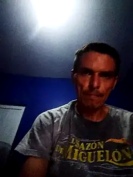 BNaked1000 webcam