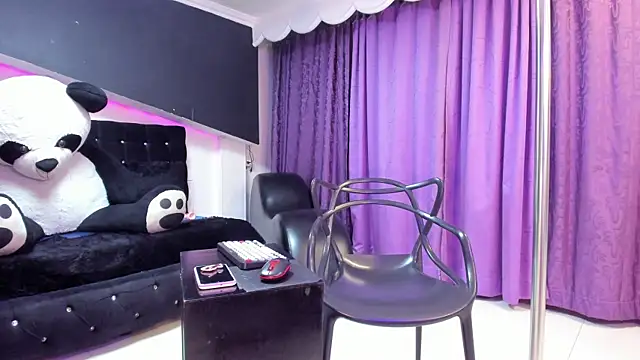 lia__owen webcam