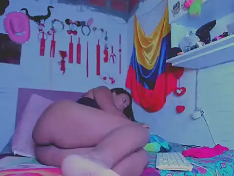 ViolettaHot_35 webcam