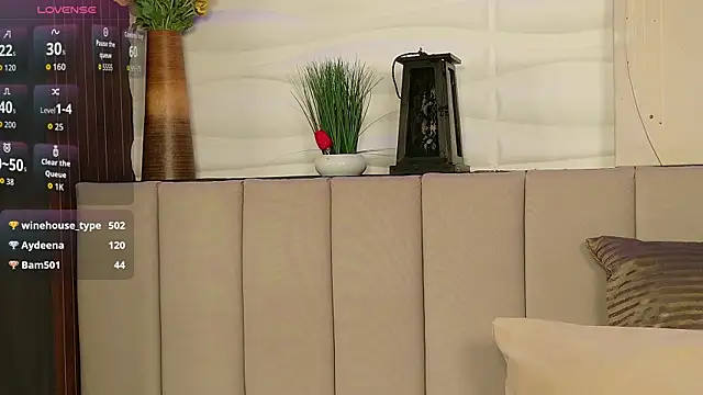 LaraRosen webcam