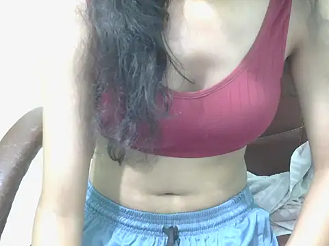Luv_Aara webcam