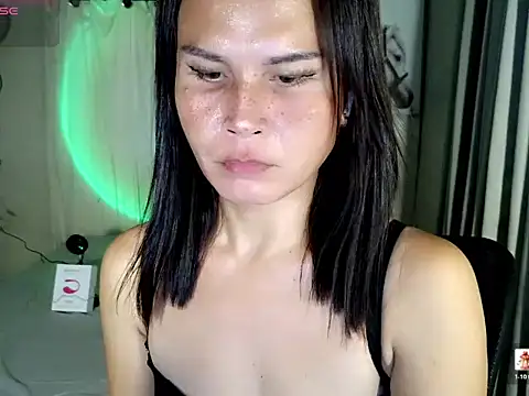 holly_bitch webcam