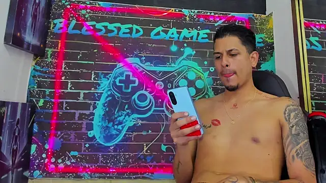 Klaar_Blessed webcam