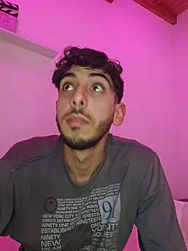LeoyNicky98 webcam