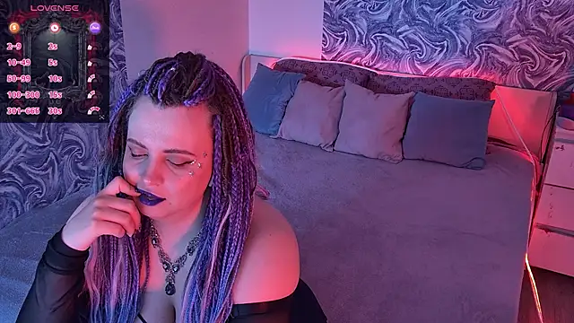 Miss_Maya_Mils webcam