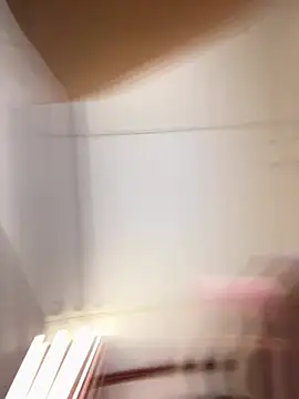 Eva_Feller69