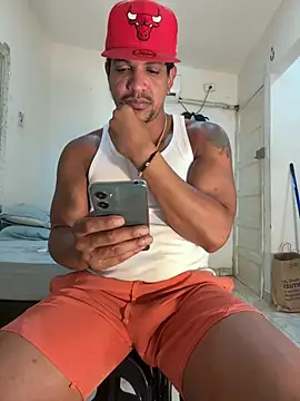 bigdick211292 webcam