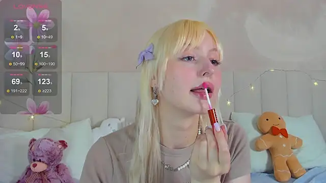 AdeleSilvy live cam on StripChat