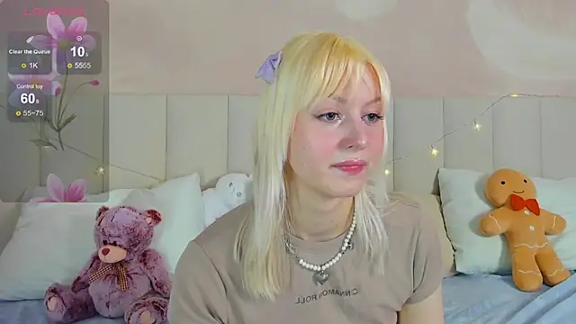 AdeleSilvy webcam